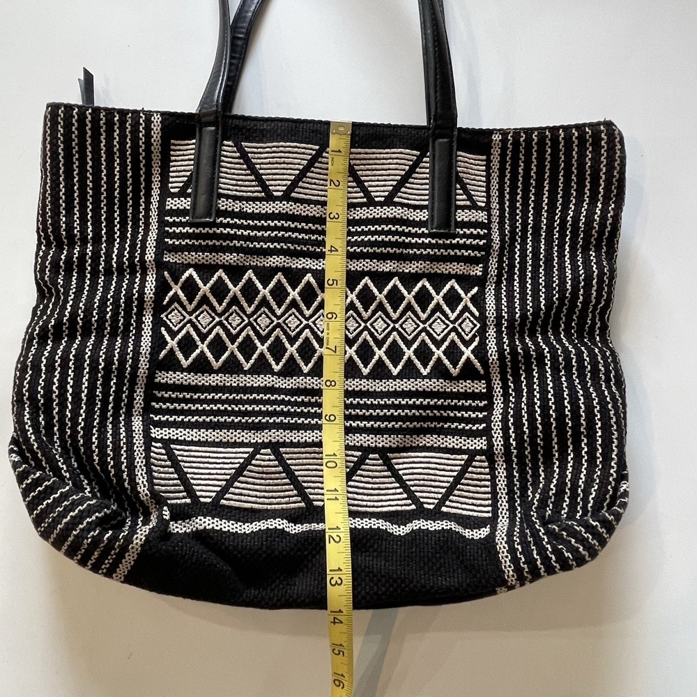 Lucky Brand Dory Tote Bag Black White Geometric Woven Canvas Embroidery Boho - Picture 8 of 11